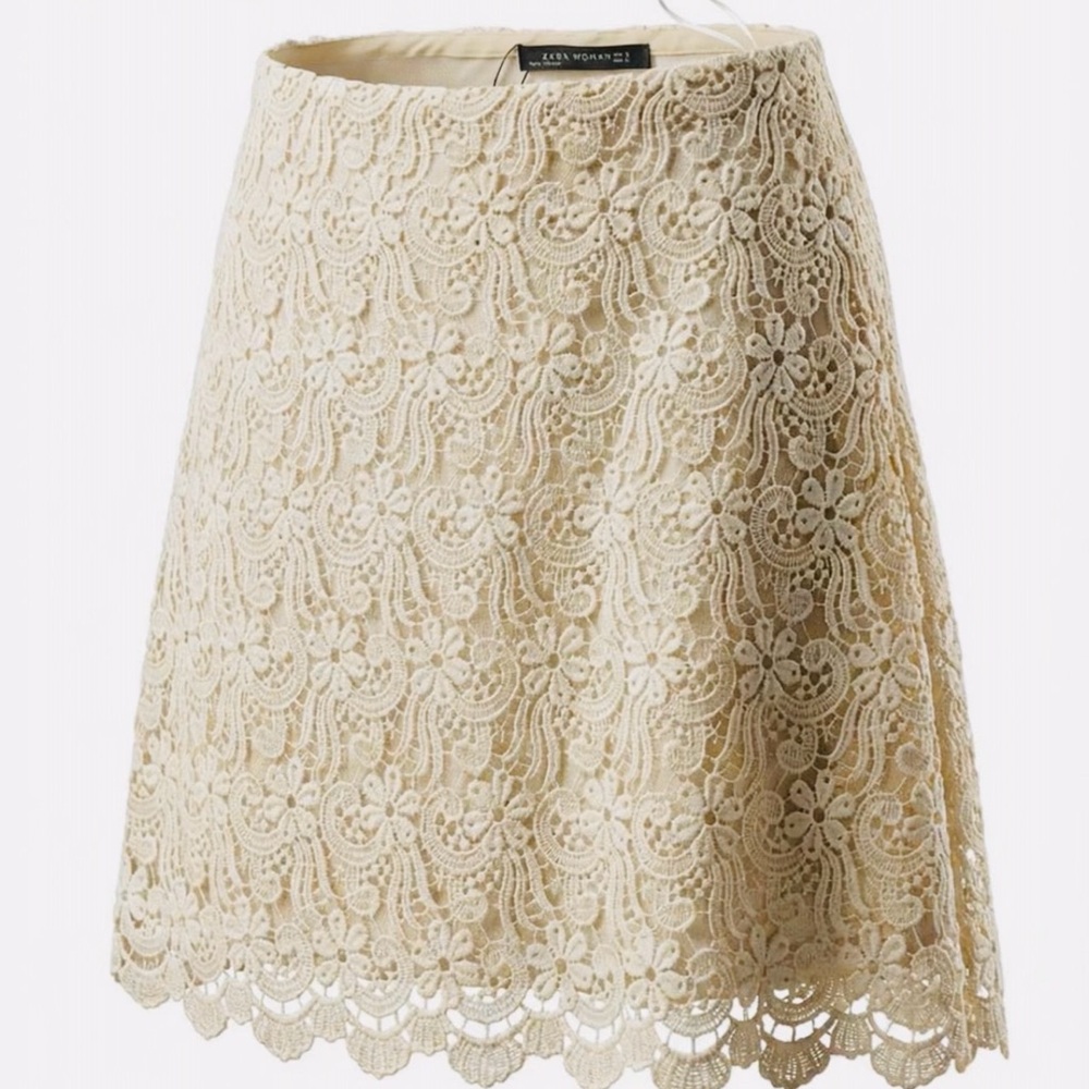 Zara Cream Lace Mini Skirt
